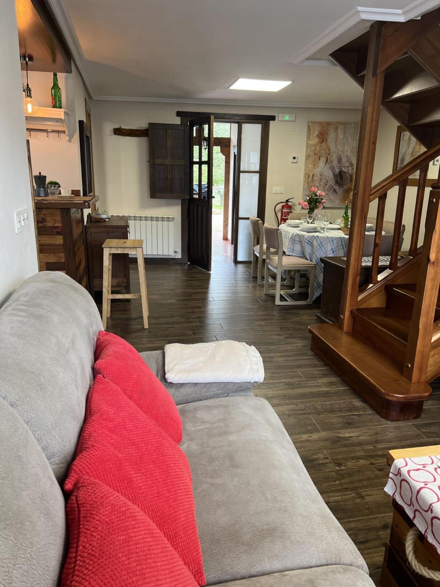 Casa Boni Y Florina Villa Nava Екстериор снимка